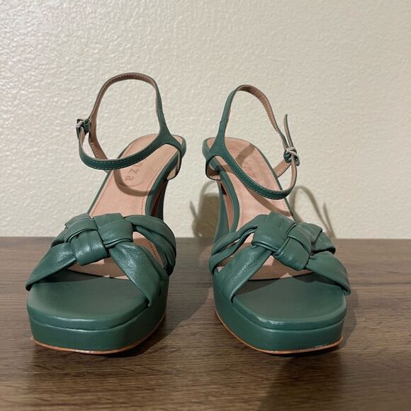 Chic Green Women's Heels - Picture 5 of 10